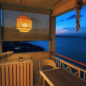  Apartment Oceania